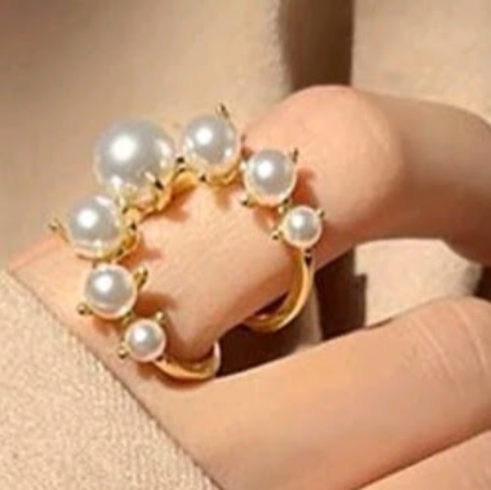 PEARL RING